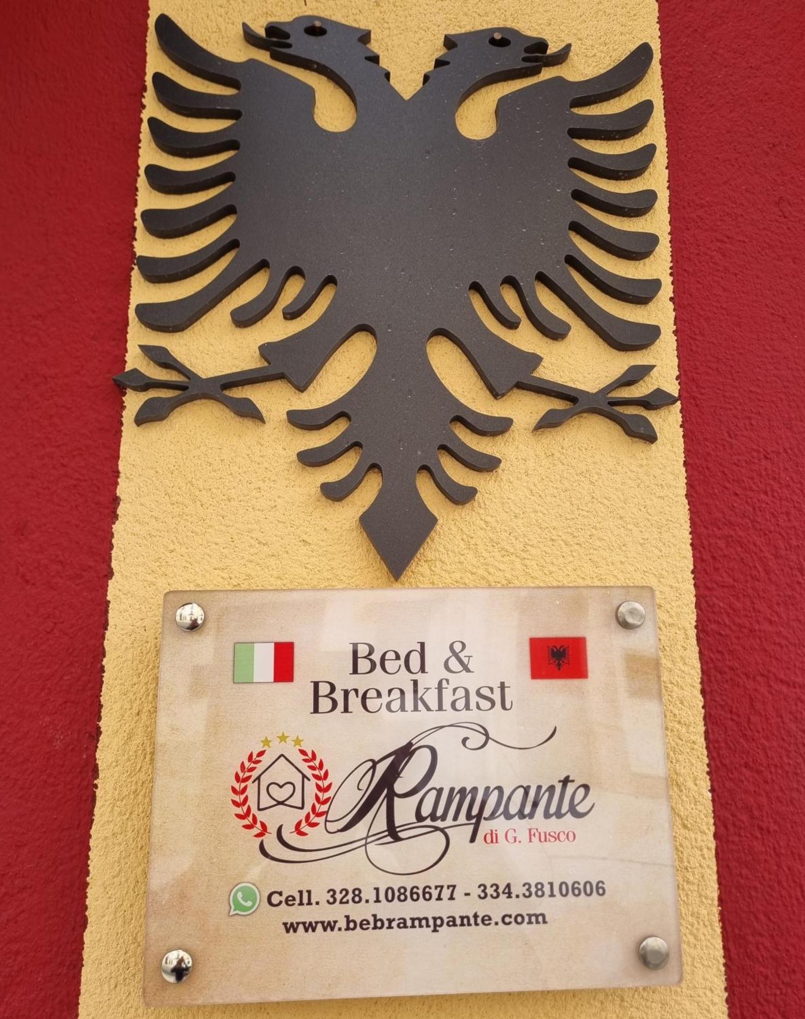 B&B Rampante Пиана дели Албанези Екстериор снимка